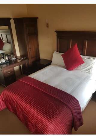 Отели типа «постель и завтрак» Nevins Newfield Inn Ltd Малларанни Двухместный номер с 1 кроватью и собственной ванной комнатой-9